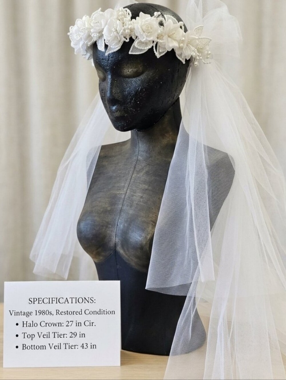 Vintage 80s 2-Tier Bridal Veil Pearl Flower Halo Crown